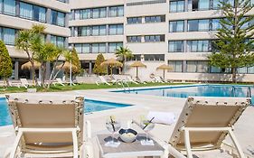 Atenea Park Suites & Apartments
